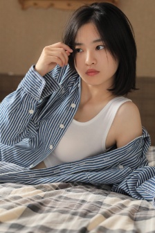 被蛇钻进子宫后不停生产的小说叫什么