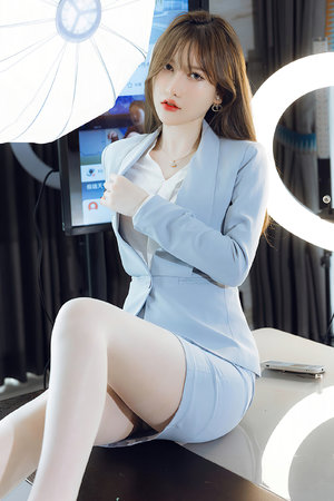 《出轨的女人2》中金珠扮演谁